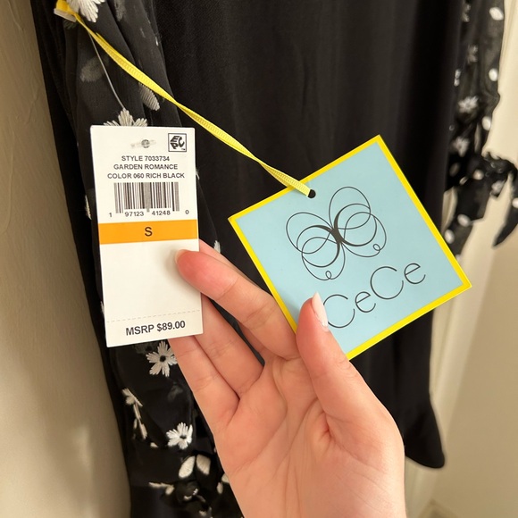 Cece, size Small, nwt, black dress with flowers on sleeve - Picture 3 of 4
